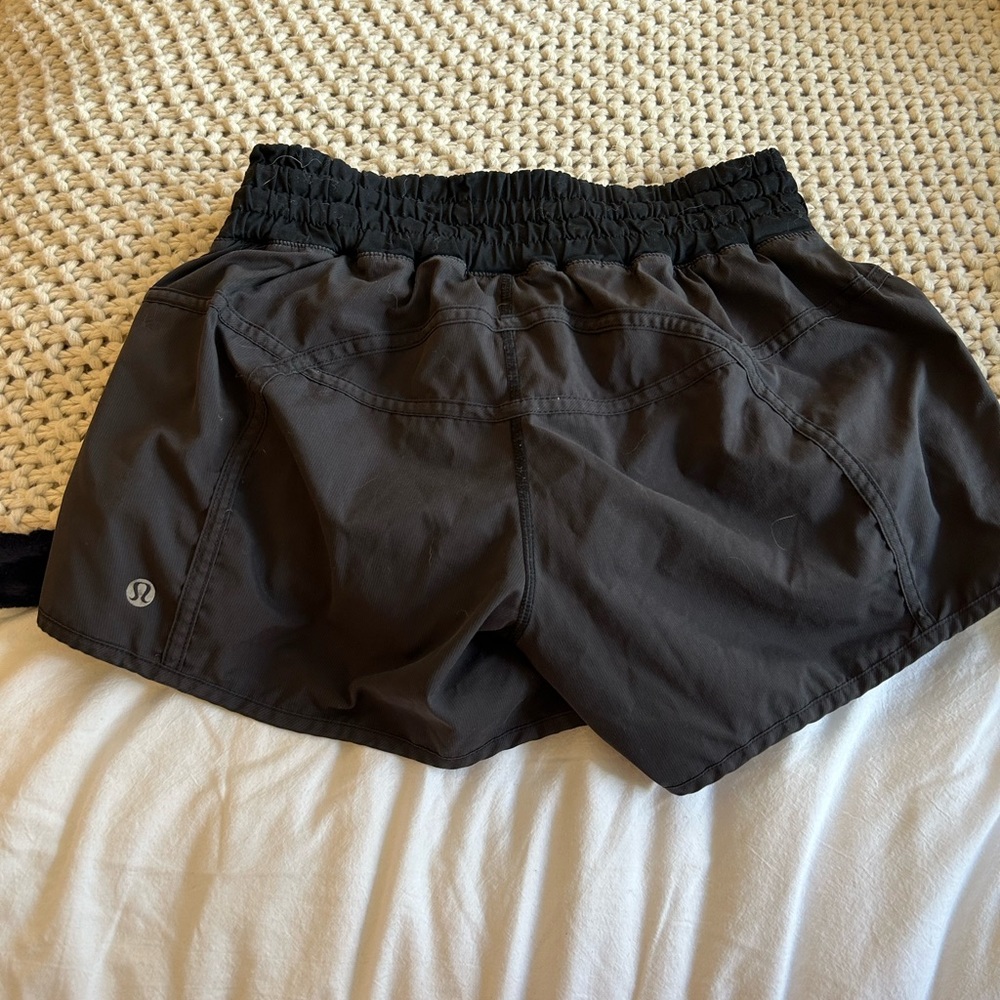 Lululemon black running shorts 8